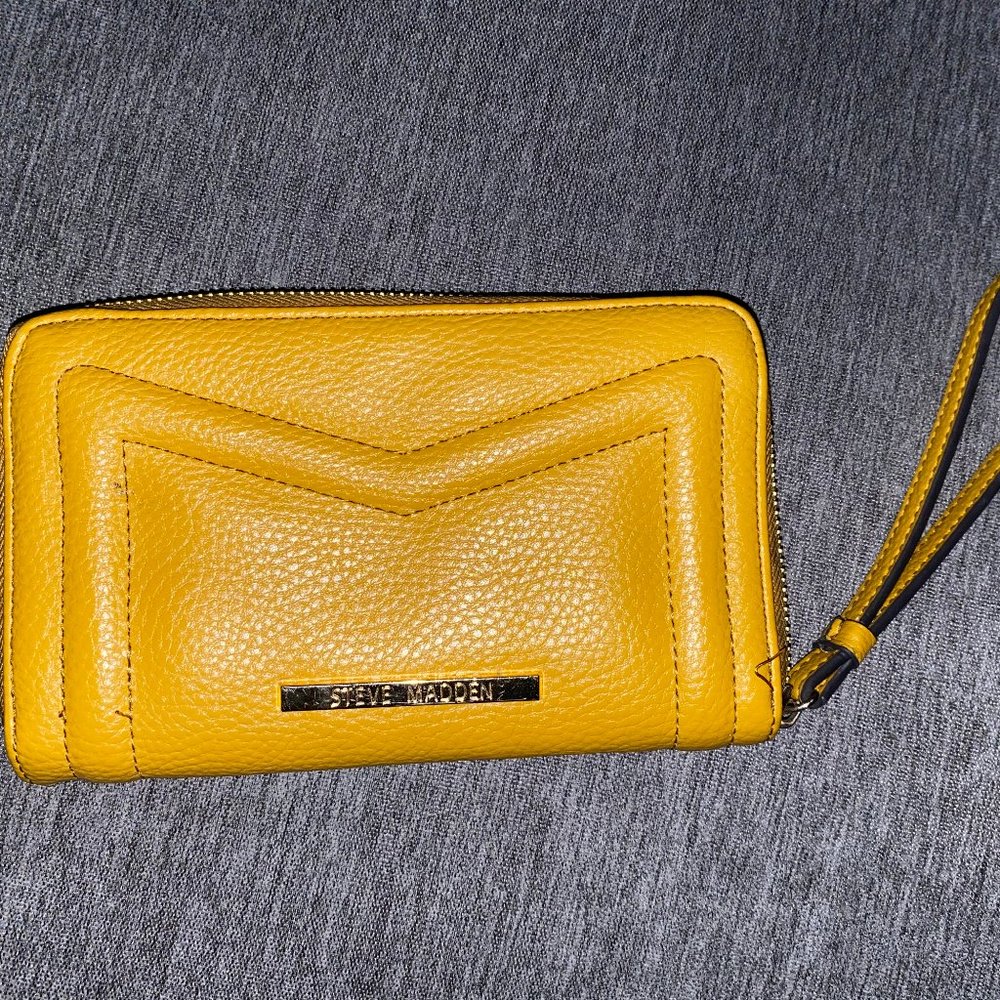 Steve Madden Wallet